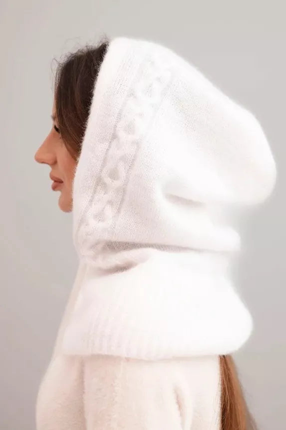 Moteriška balta kepurė Berlin