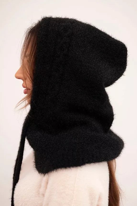 Moteriška juoda kepurė Berlin