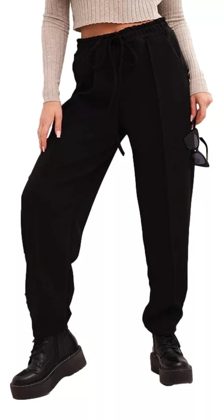 Moteriškos juodos spalvos kelnės Ador