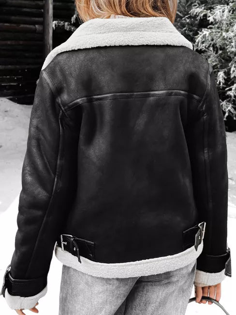 Moteriška juoda baikerio striukė su kialiu Loren