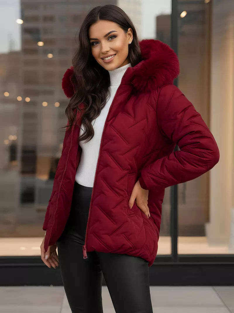 Moteriška bordo žieminė striukė su gobtuvu Levi