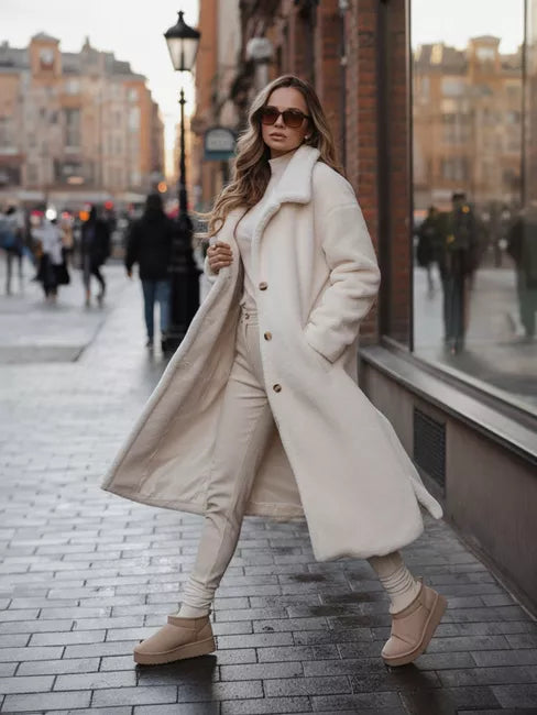 Moteriškas ilgas rusvas žieminis paltas Fabio