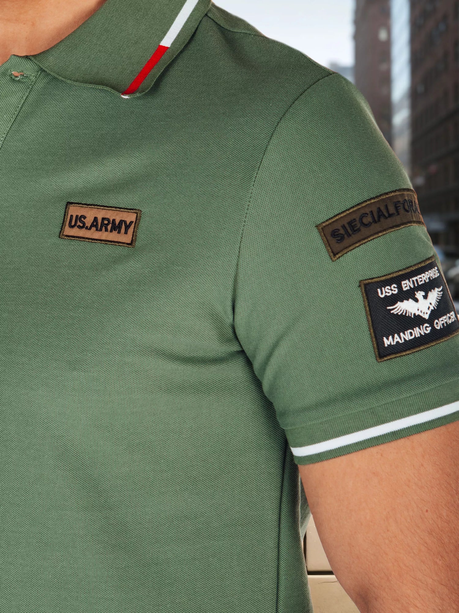 Vyriški polo marškinėliai su lopais žali US Army