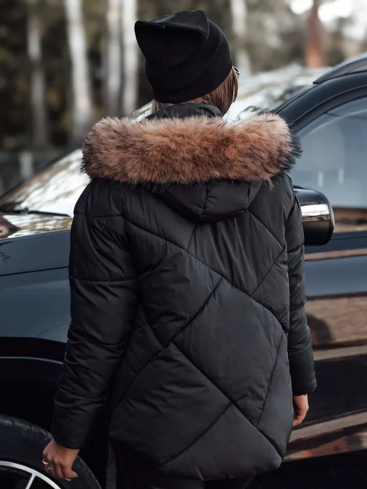 Moteriška juoda dygsniuota žieminė striukė Sisi