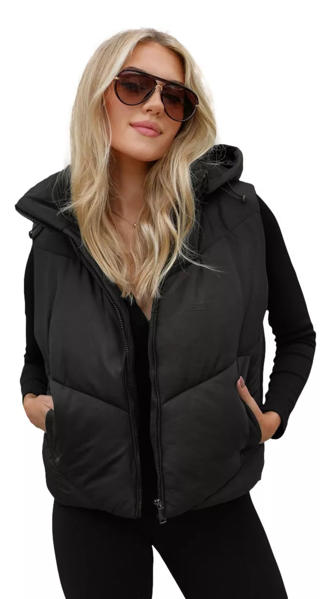 Moteriška juoda liemenė Gusti