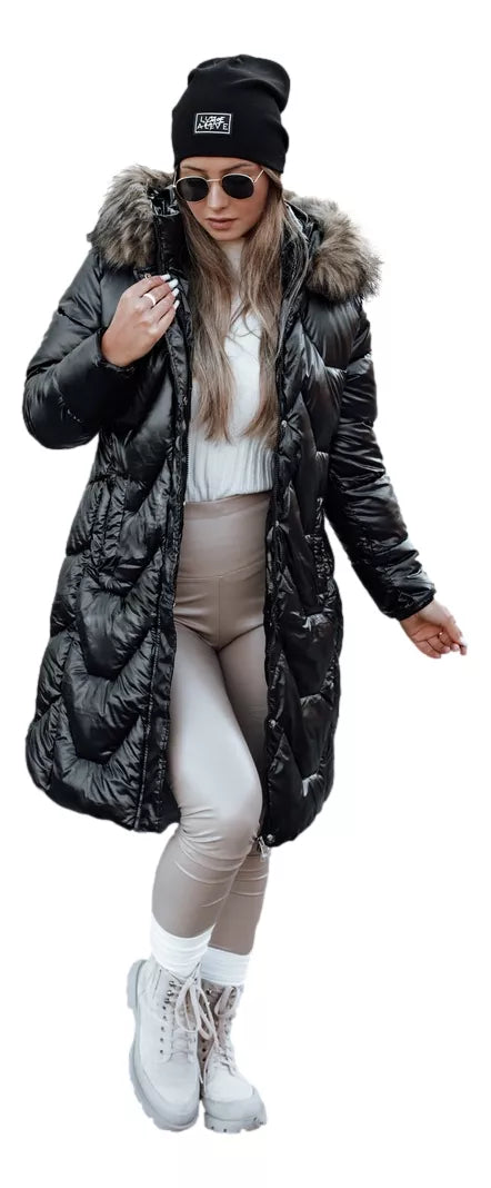 Moteriška juoda striukė su rudu kailiuku Elec