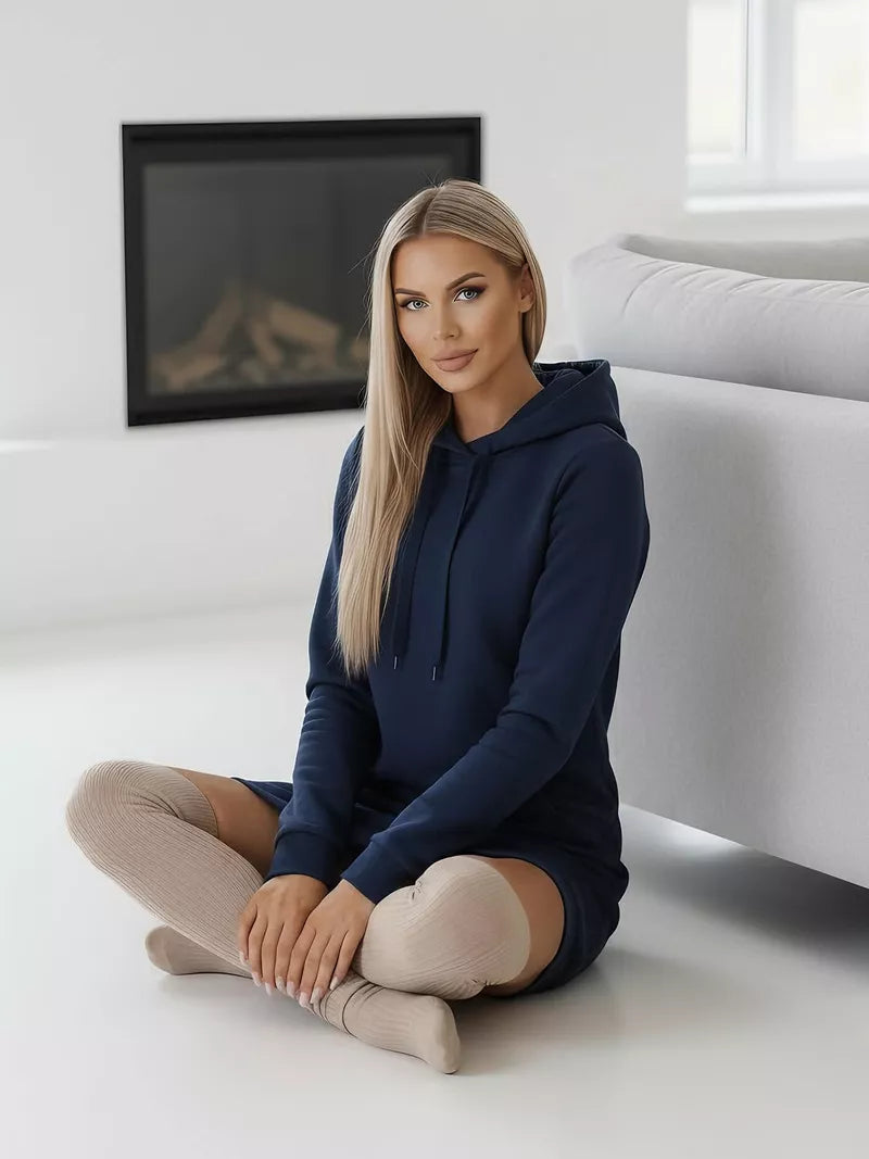 Moteriška tamsiai mėlyna suknelė su gobtuvu Margaret