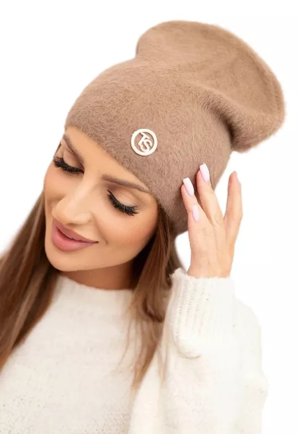 Moteriška tamsiai rusvos spalvos kepurė Ronda