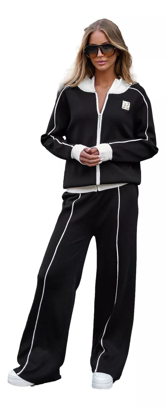 Moteriškas juodas laisvalaikio komplektas Danger