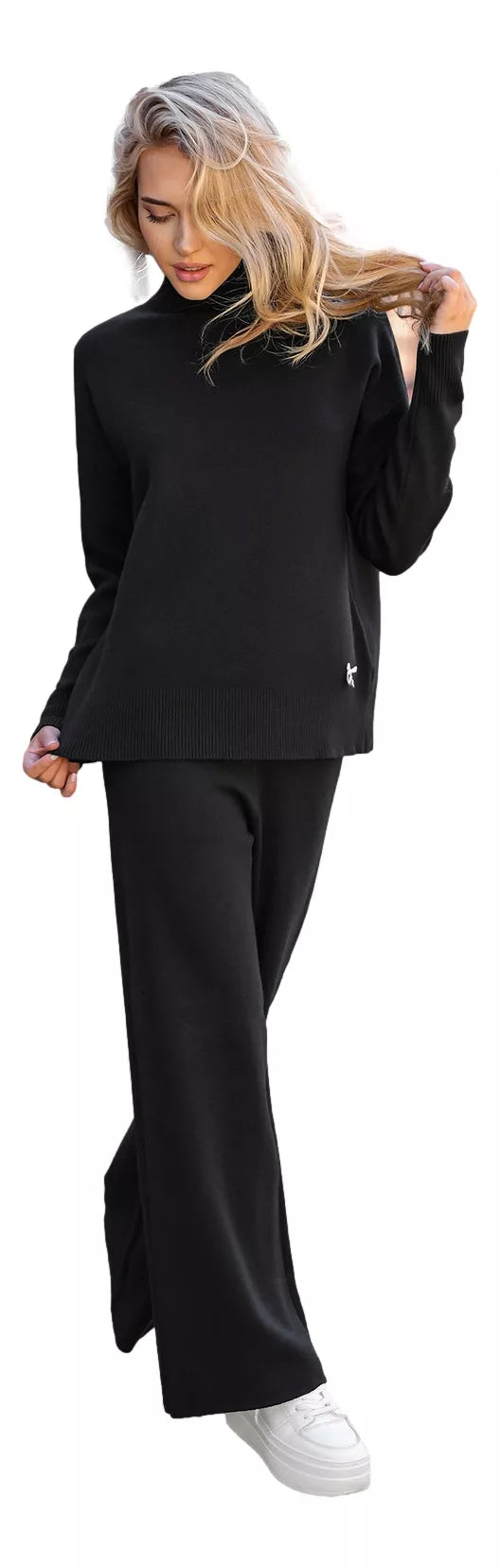 Moteriškas juodas laisvalaikio kostiumas Maribel