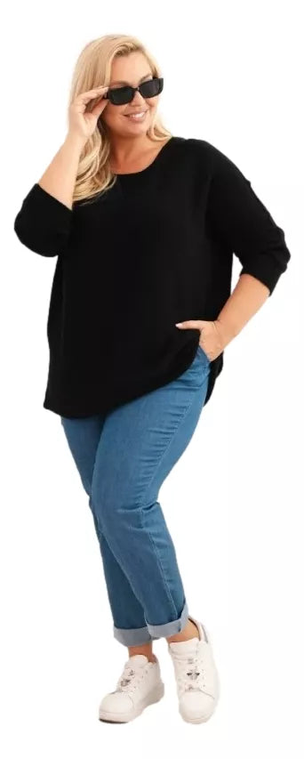 Moteriškas juodas megztinis Minos