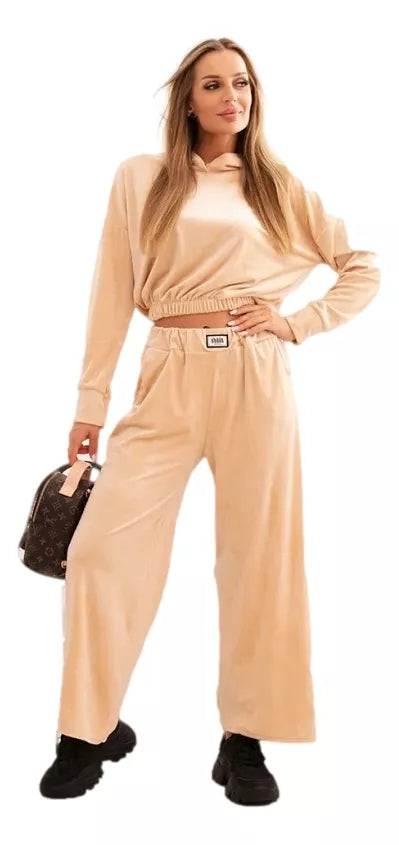 Moteriškas rusvas aksominis komplektas Rizo