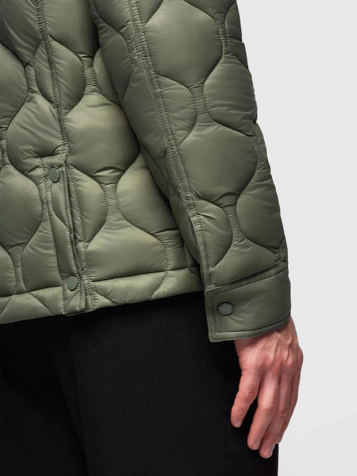 Vyriška chaki spalvos striukė Lomin