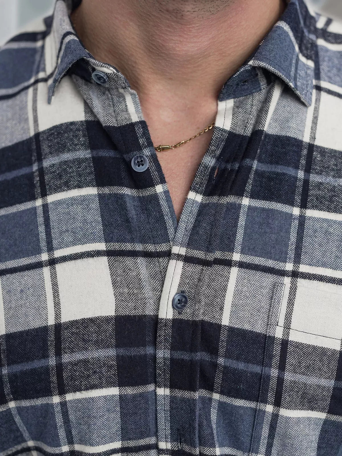 Vyriški tamsiai mėlyni languoti marškiniai Marino