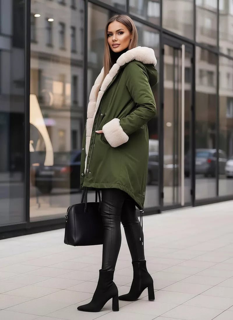 Žalia moteriška striukė Moly