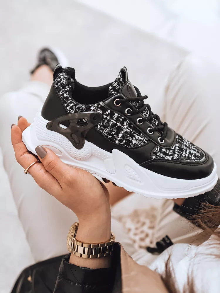 Moteriški juodos spalvos laisvalaikio batai Tega