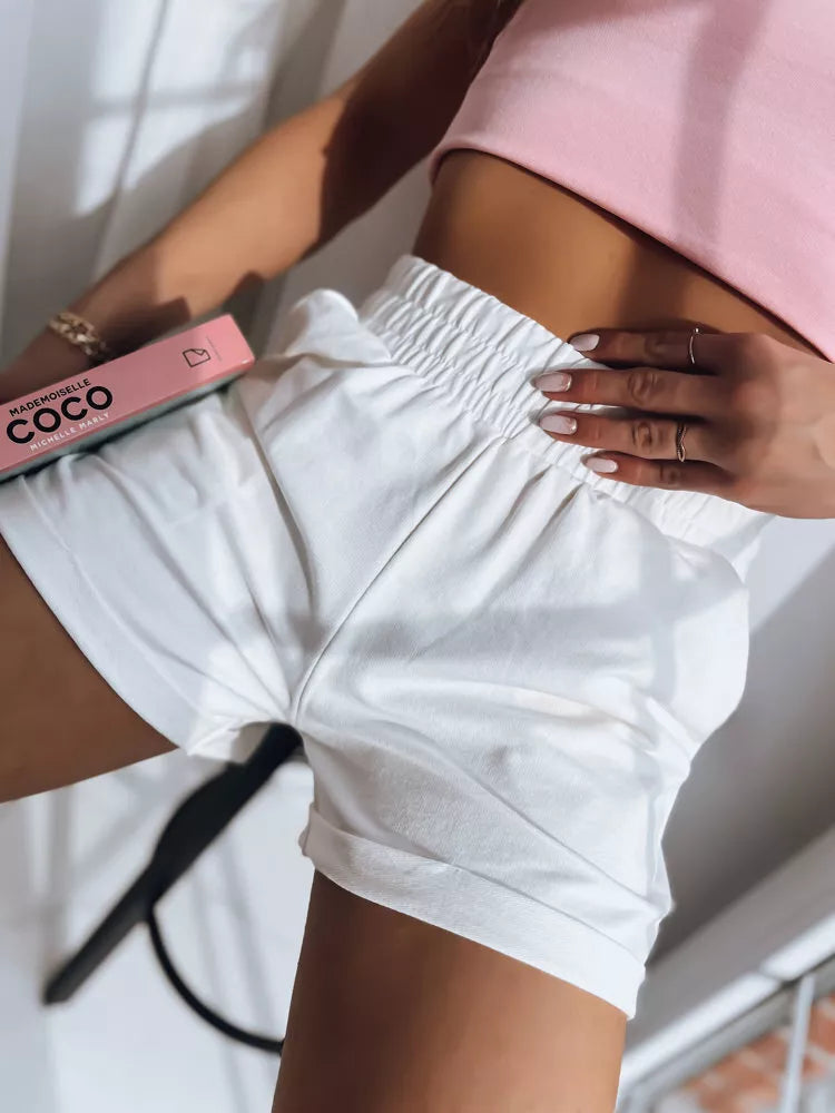 Balti moteriški šortai Kikil