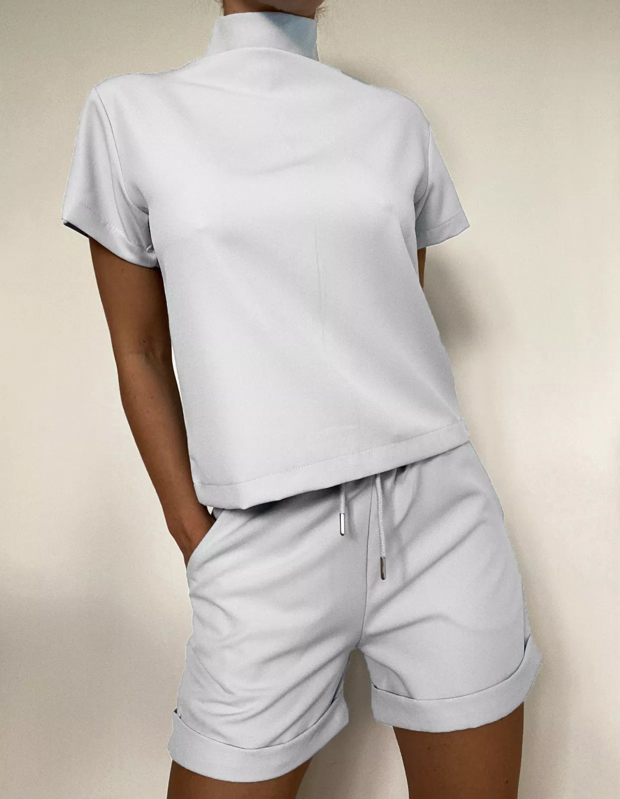 Baltas moteriškas komplektas Felicia