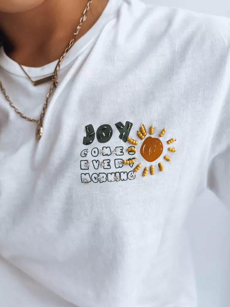 Balti marškinėliai Joy