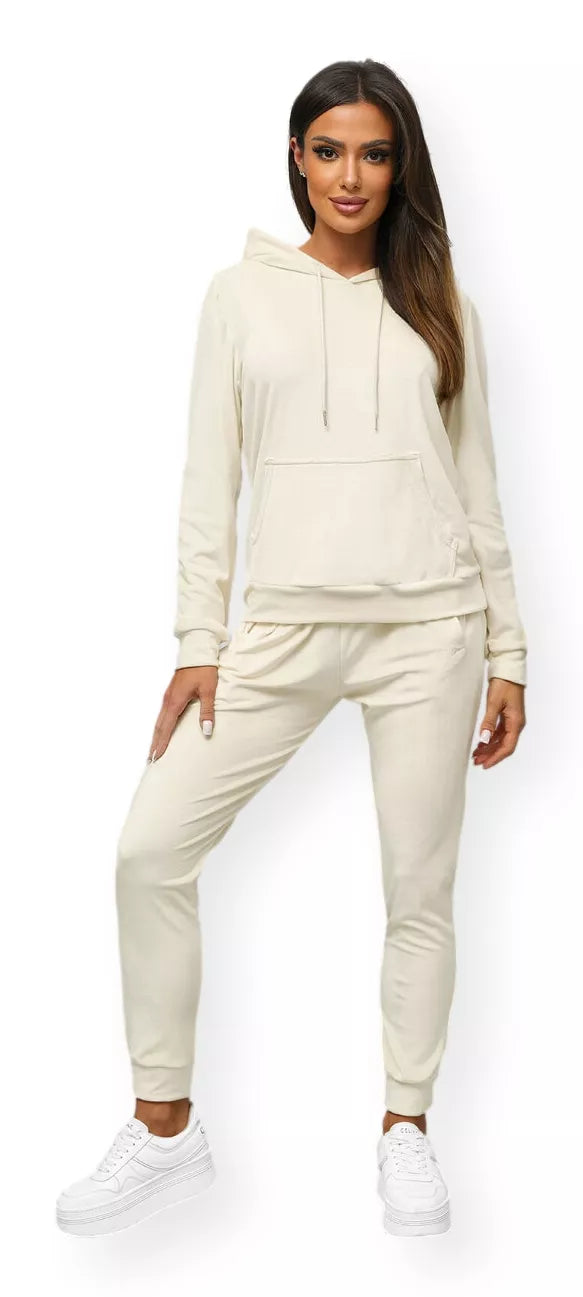 Baltas veliūrinis komplektas Peril