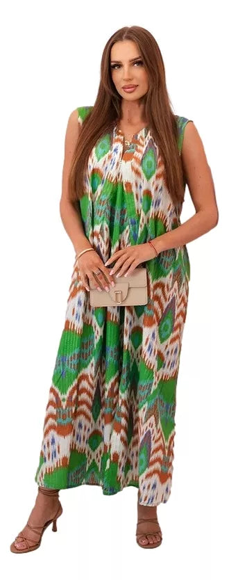 Moteriška žalia suknelė platėjančia apačia Oslo