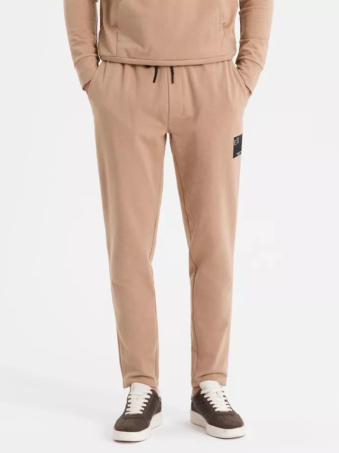 Vyriškas šviesiai rudos spalvos laisvalaikio komplektas Denat