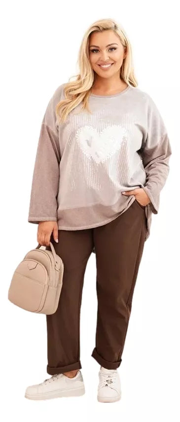 Moteriškas pilkas megztinis Love