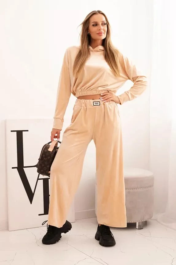 Moteriškas rusvas aksominis komplektas Rizo