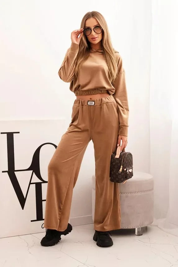 Moteriškas rudas aksominis komplektas Rizo