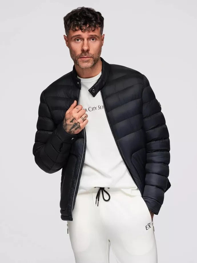 Vyriška juodos spalvos striukė Garin