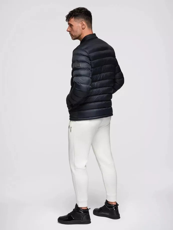 Vyriška juodos spalvos striukė Garin