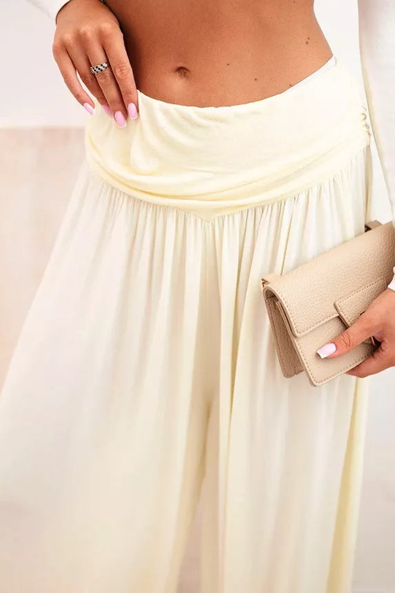 Moteriškos švisiai geltonos kelnės su klostėmis Prosa