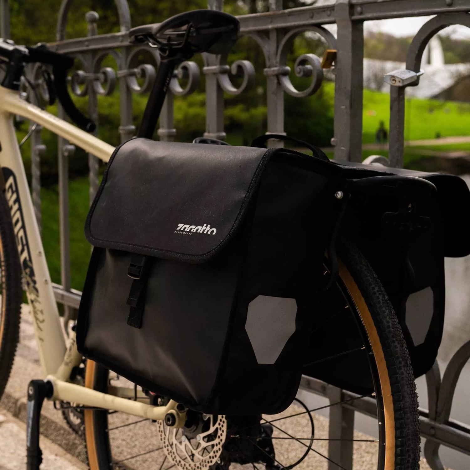 Dvigubas dviračio krepšys Double