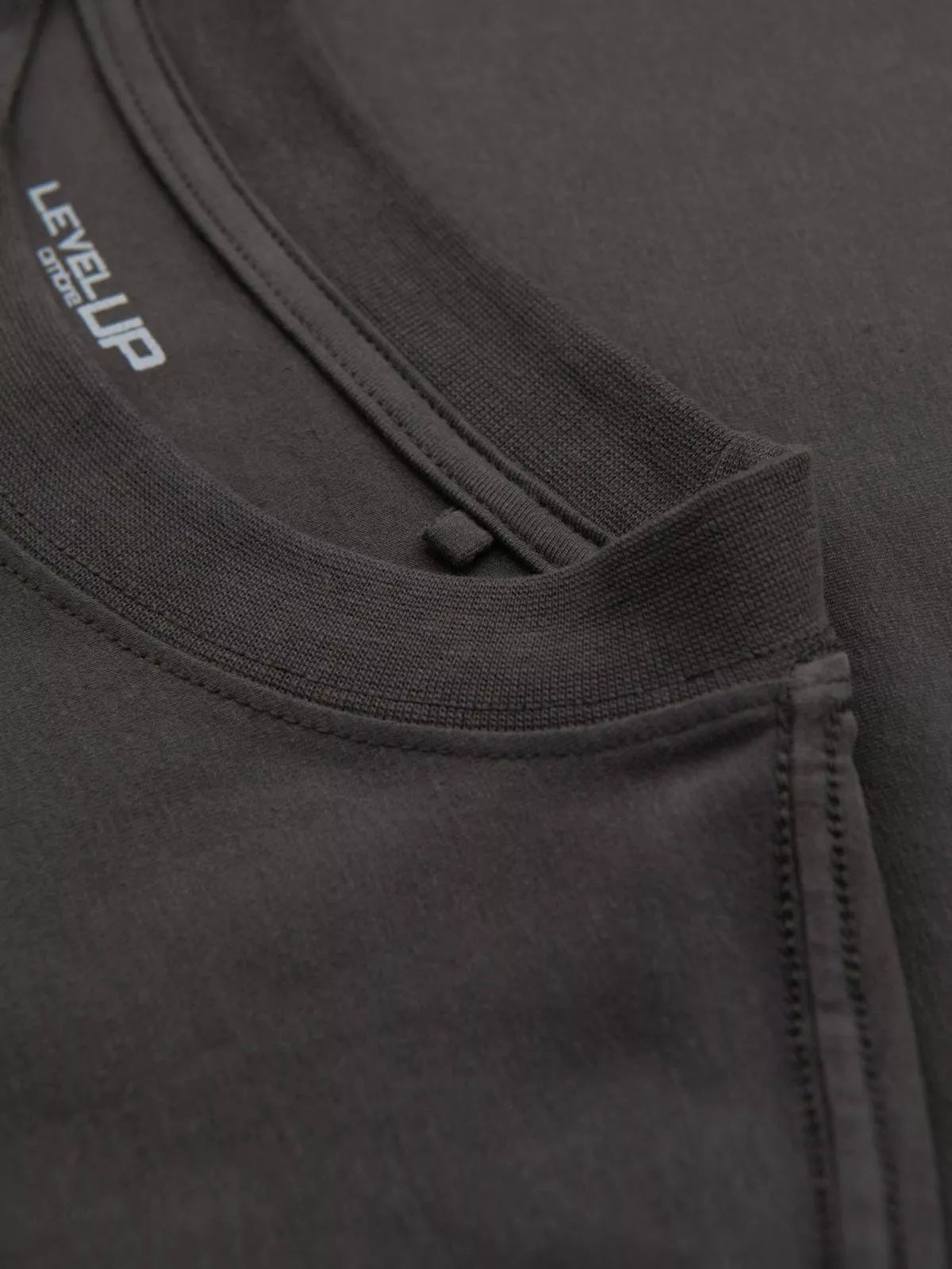 Vyriški pilkos spalvos marškinėliai Doman