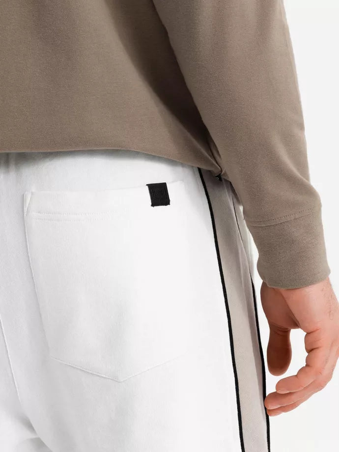 Vyriški baltos spalvos šortai Edman