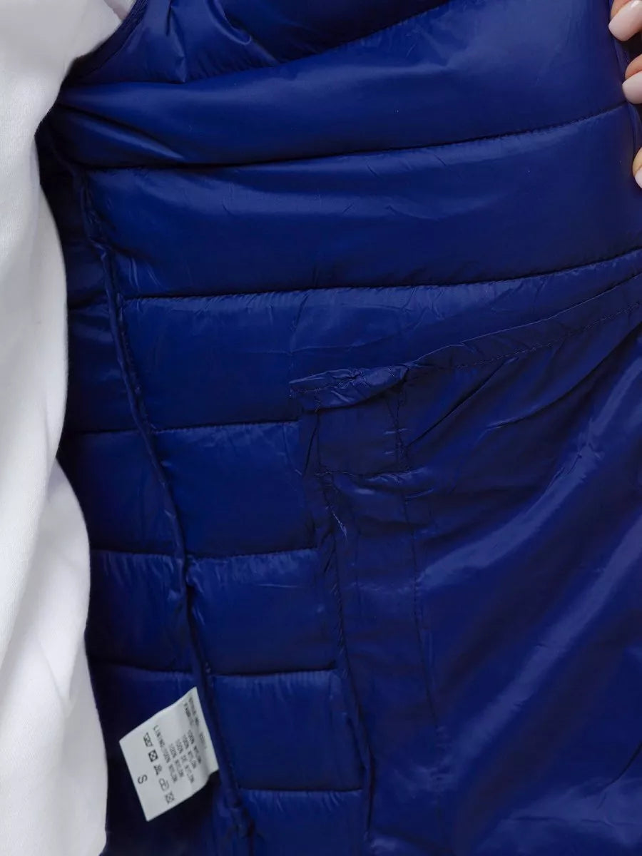 Moteriška tamsiai mėlyna