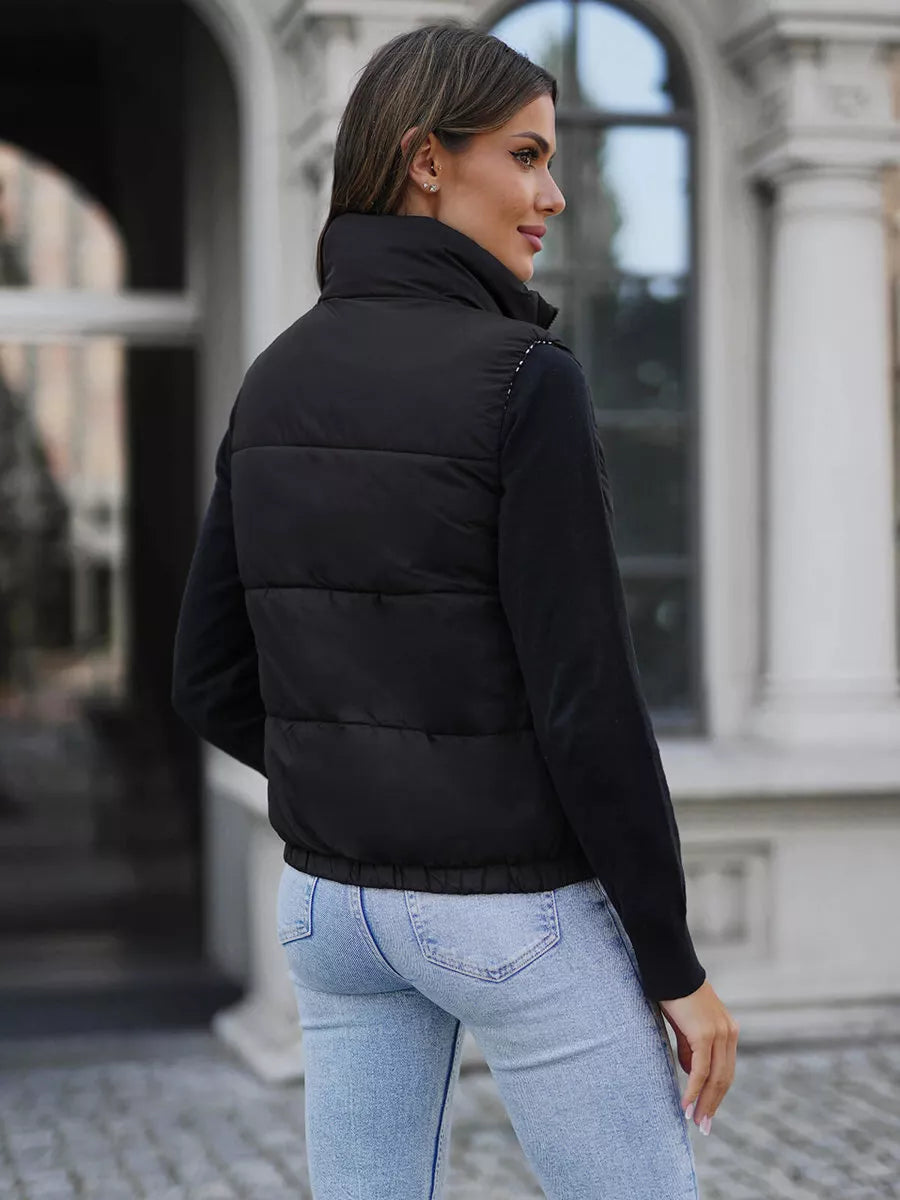 Liemenė juodos spalvos Debor