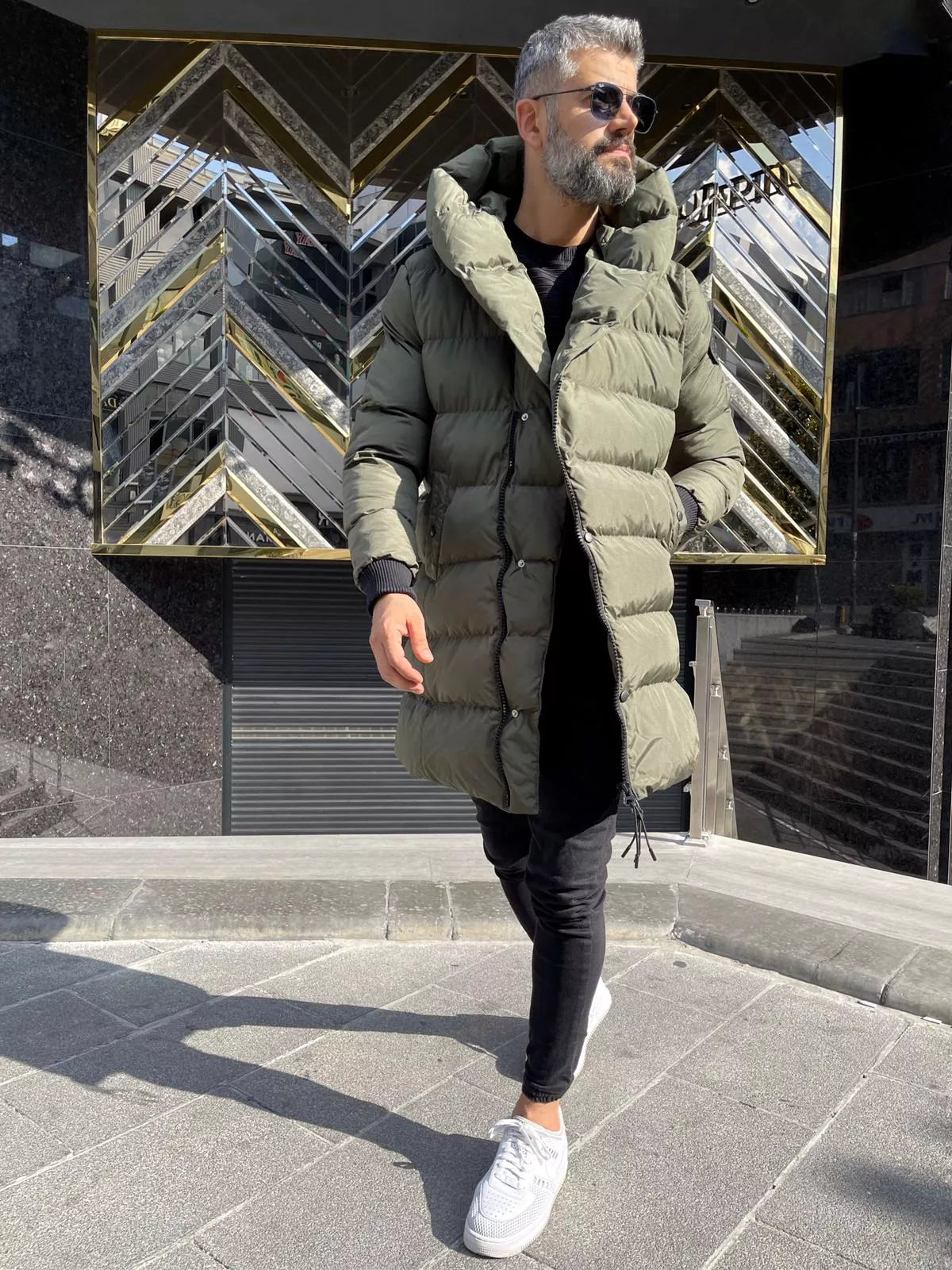 Chaki vyriška striukė be gobtuvo Guno