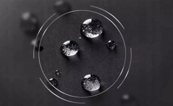 Juoda kuprinė su kvėpuojančiais nugaros ir pečių dirželiais Luter