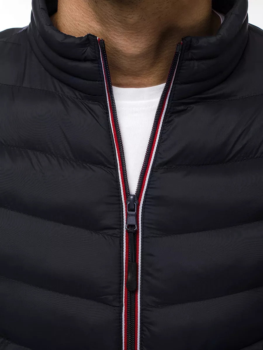 Juoda dygsniuota vyriška striukė Omir