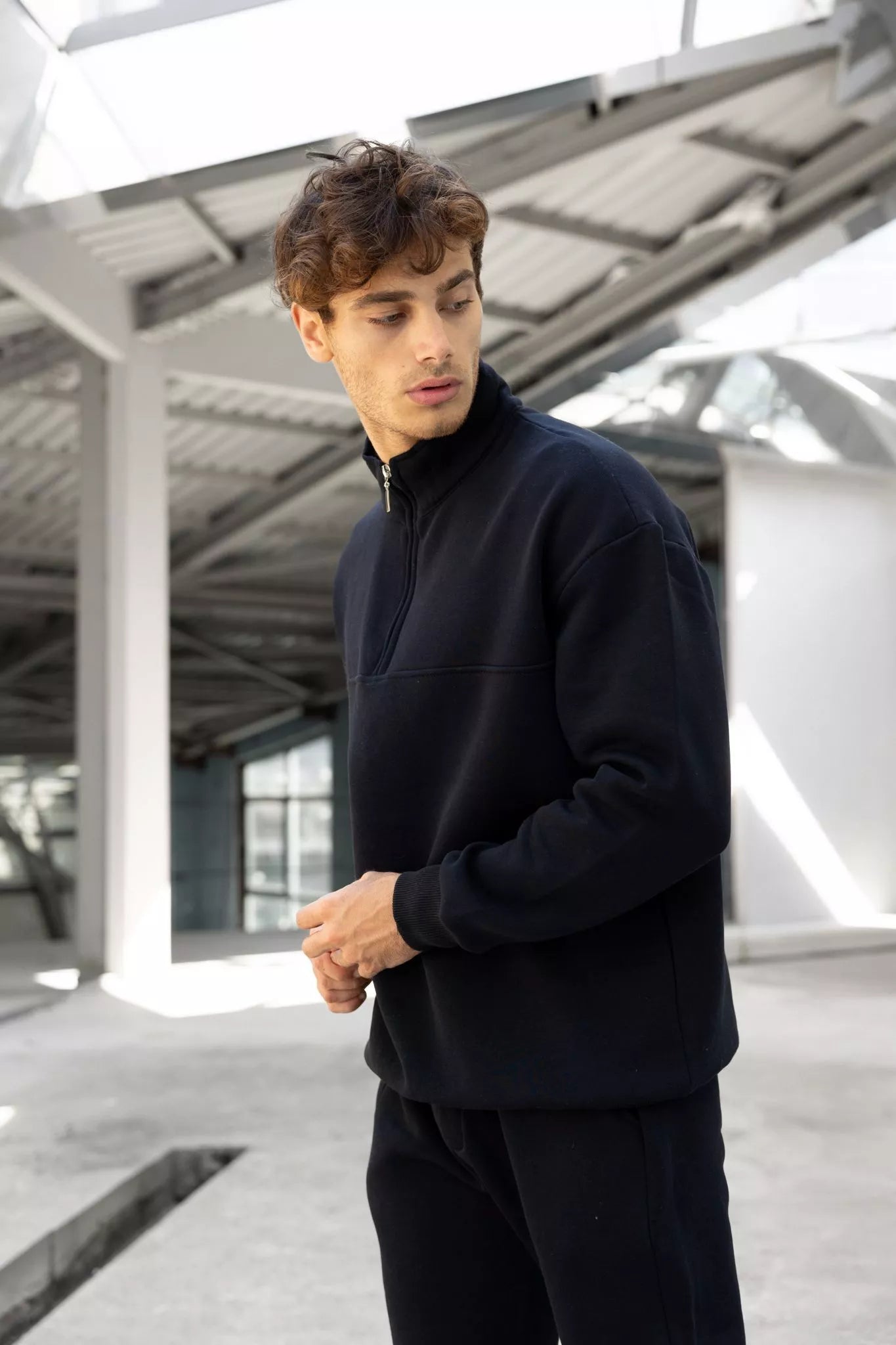 Juodas vyriškas komplektas Gerol