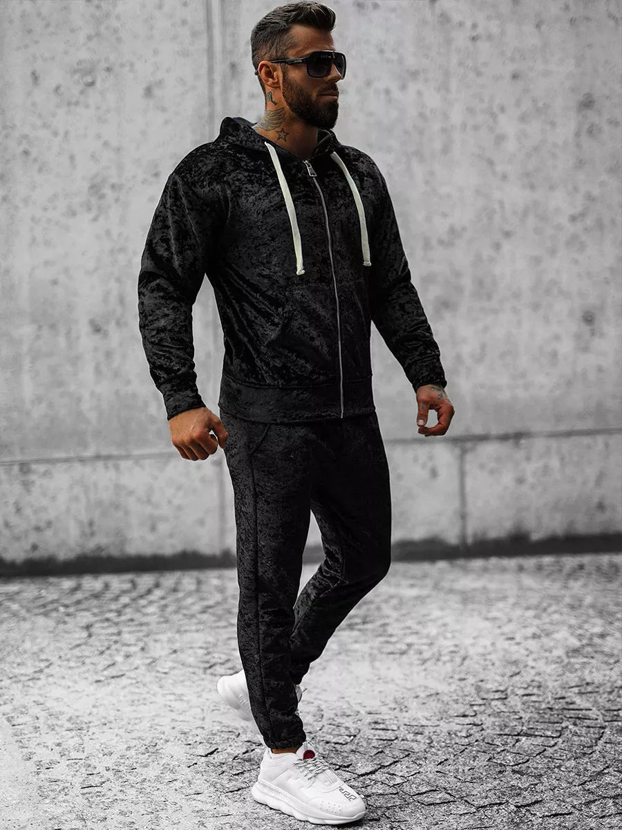 Juodas veliūrinis vyriškas komplektas Omilo