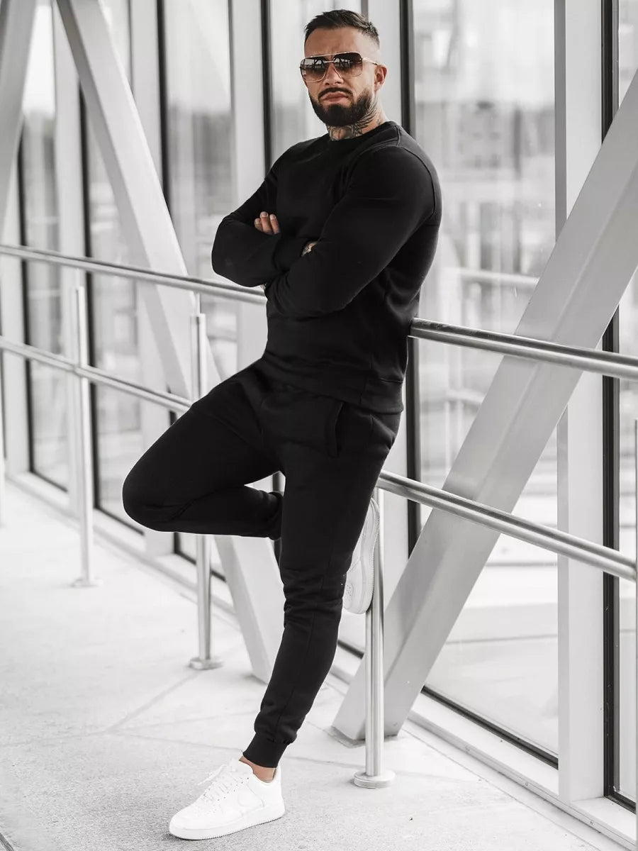 Juodas vyriškas sportinis kostiumas Dynoro
