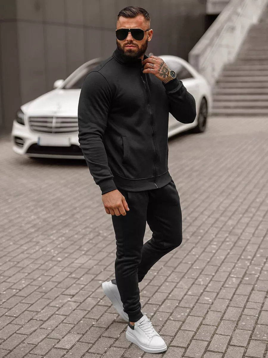 Juodas vyriškas sportinis kostiumas Armin