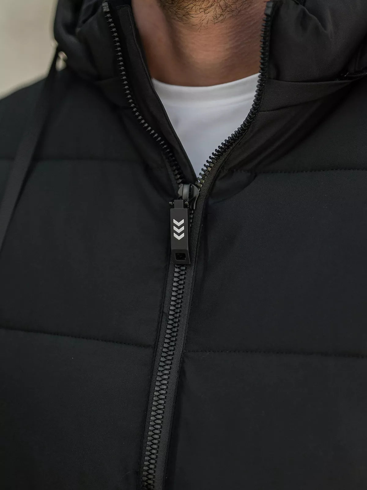 Vyriška juoda liemenė Corles