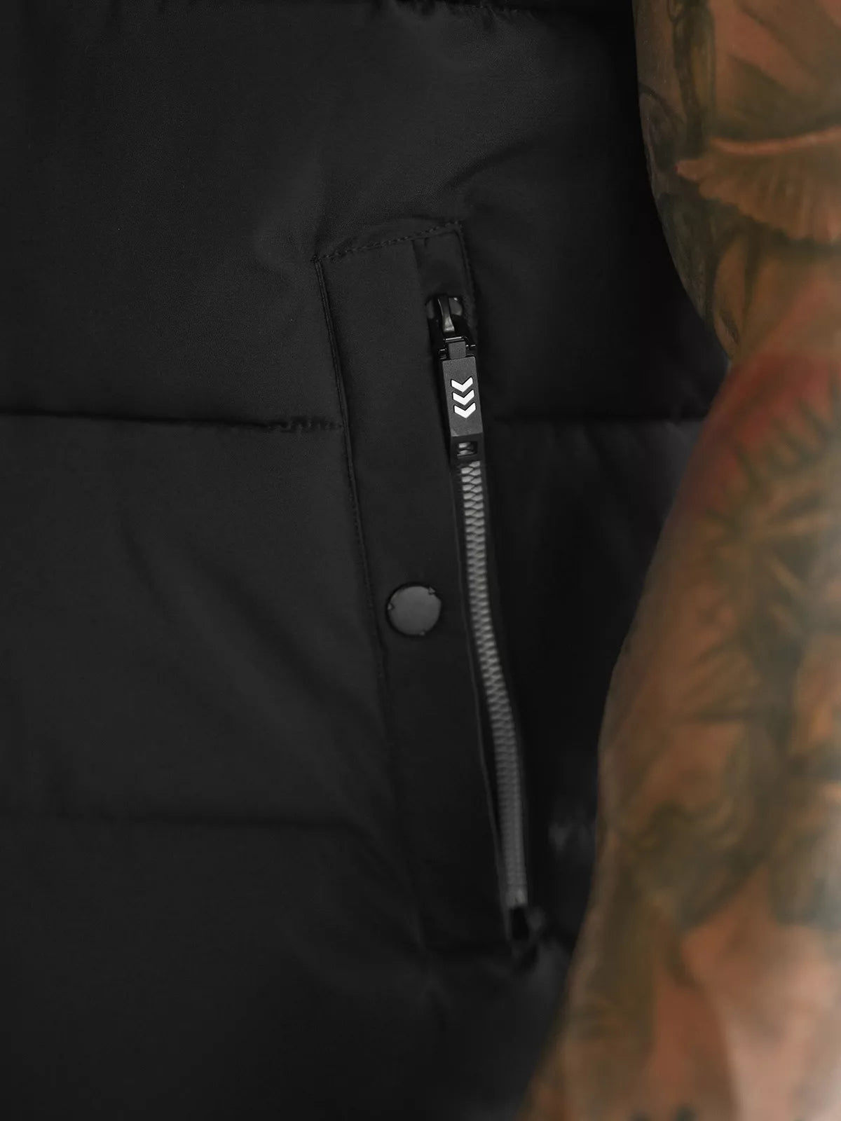 Vyriška juoda liemenė Corles