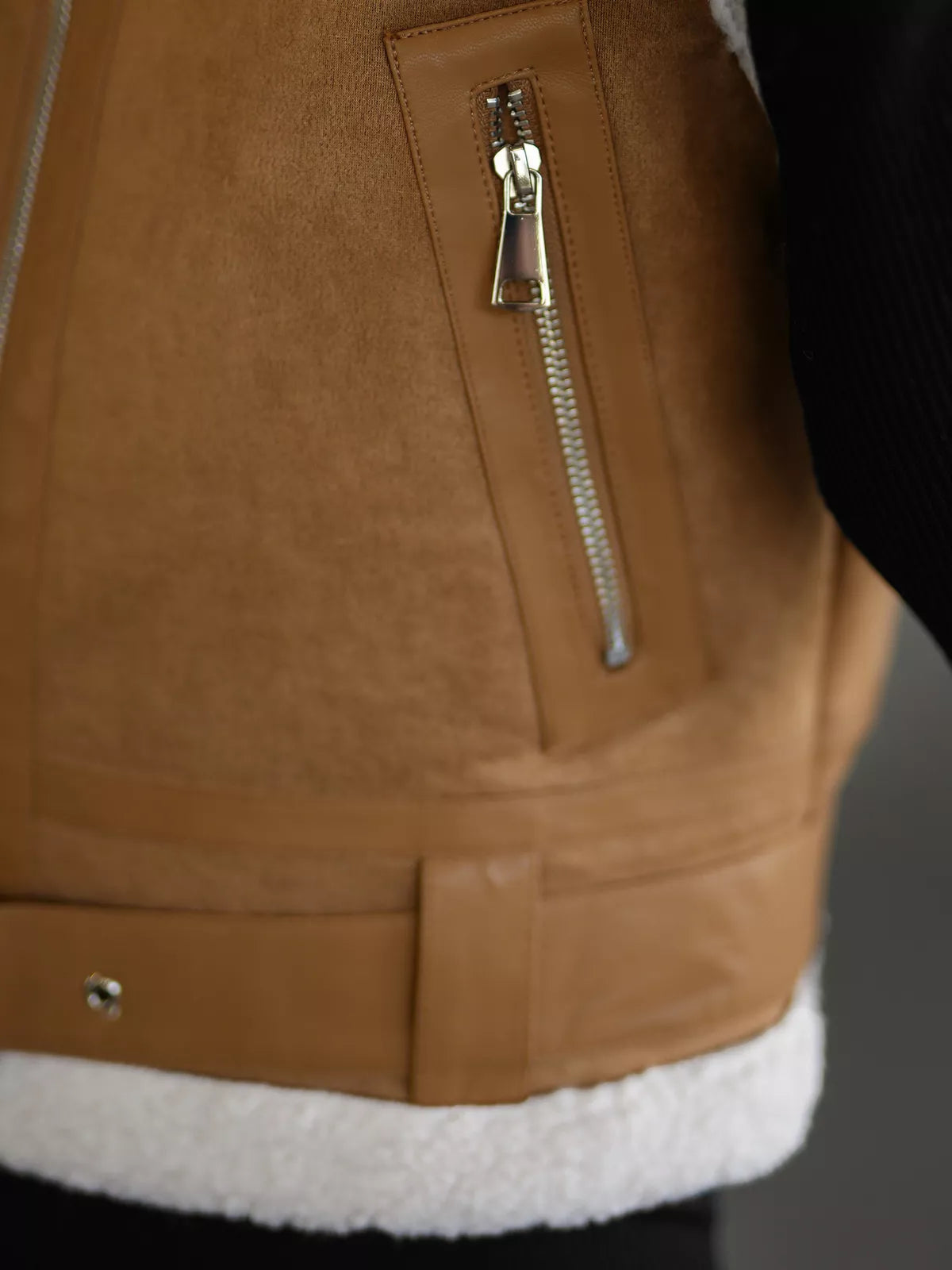 Moteriška ruda odinė liemenė Pixel