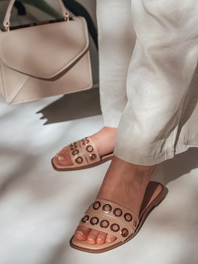 Moteriškos rusvos spalvos šlepetės Stelsan