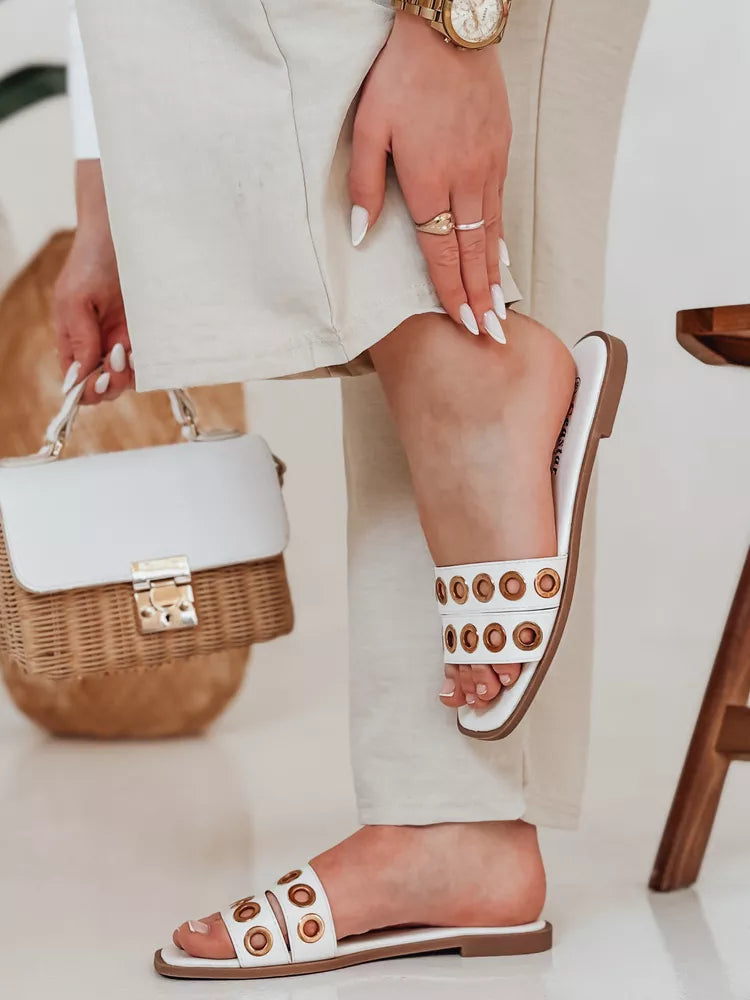 Moteriškos baltos spalvos šlepetės Stelsan