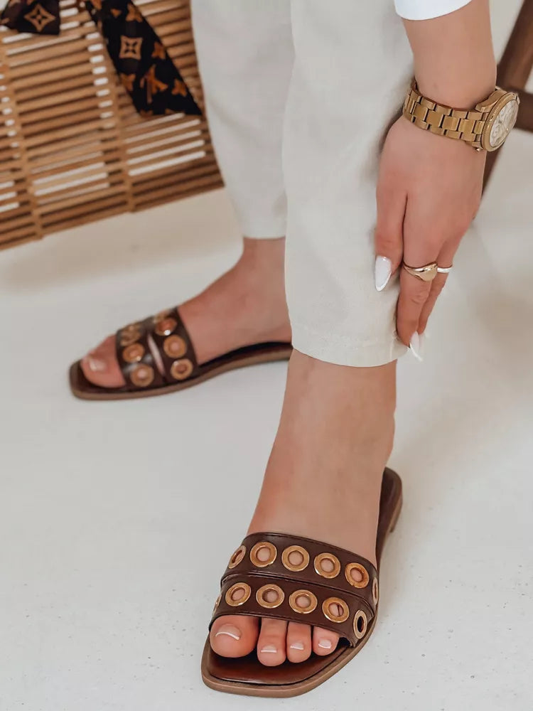 Moteriškos rudos spalvos šlepetės Stelsan